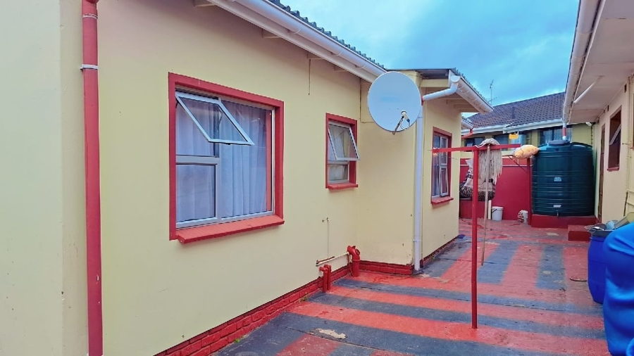 2 Bedroom Property for Sale in Mdantsane Nu 17 Eastern Cape